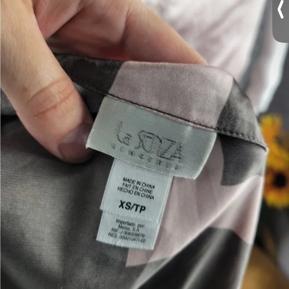 LA SENZA 2-piece satin-like robe kimono, lounge pants - Picture 3 of 5